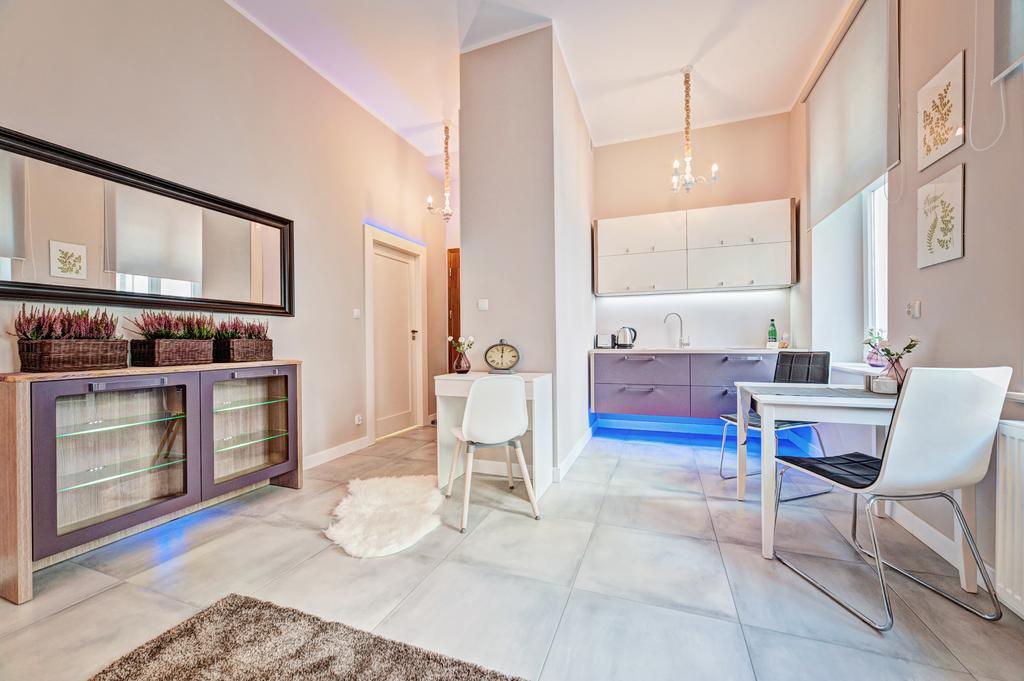 E-Apartamenty Swiety Marcin Poznań Extérieur photo