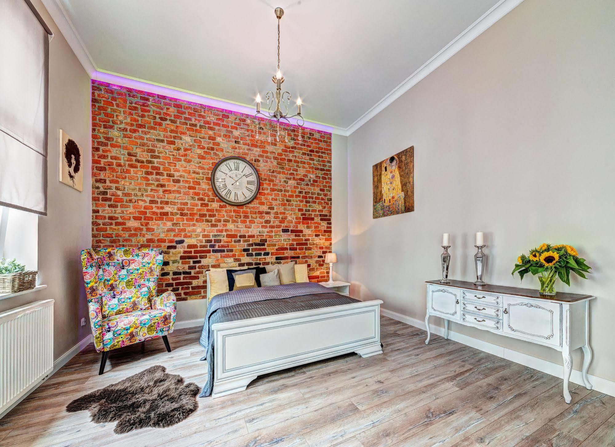 E-Apartamenty Swiety Marcin Poznań Extérieur photo