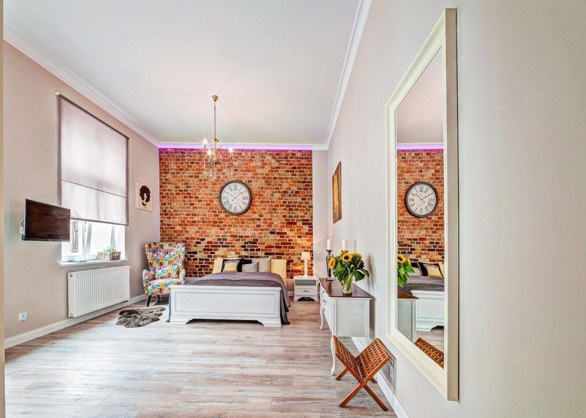 E-Apartamenty Swiety Marcin Poznań Extérieur photo