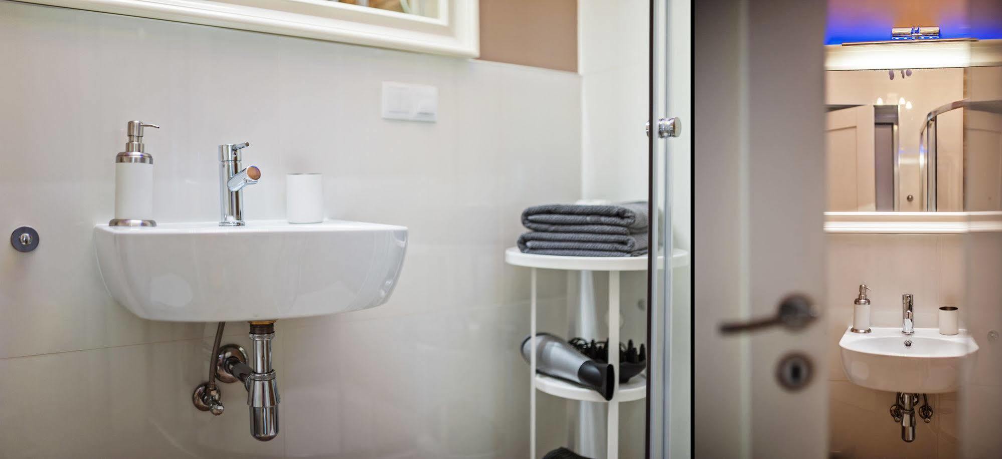 E-Apartamenty Swiety Marcin Poznań Extérieur photo